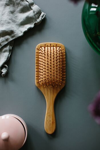 Grum di spazzola per capelli di bambù